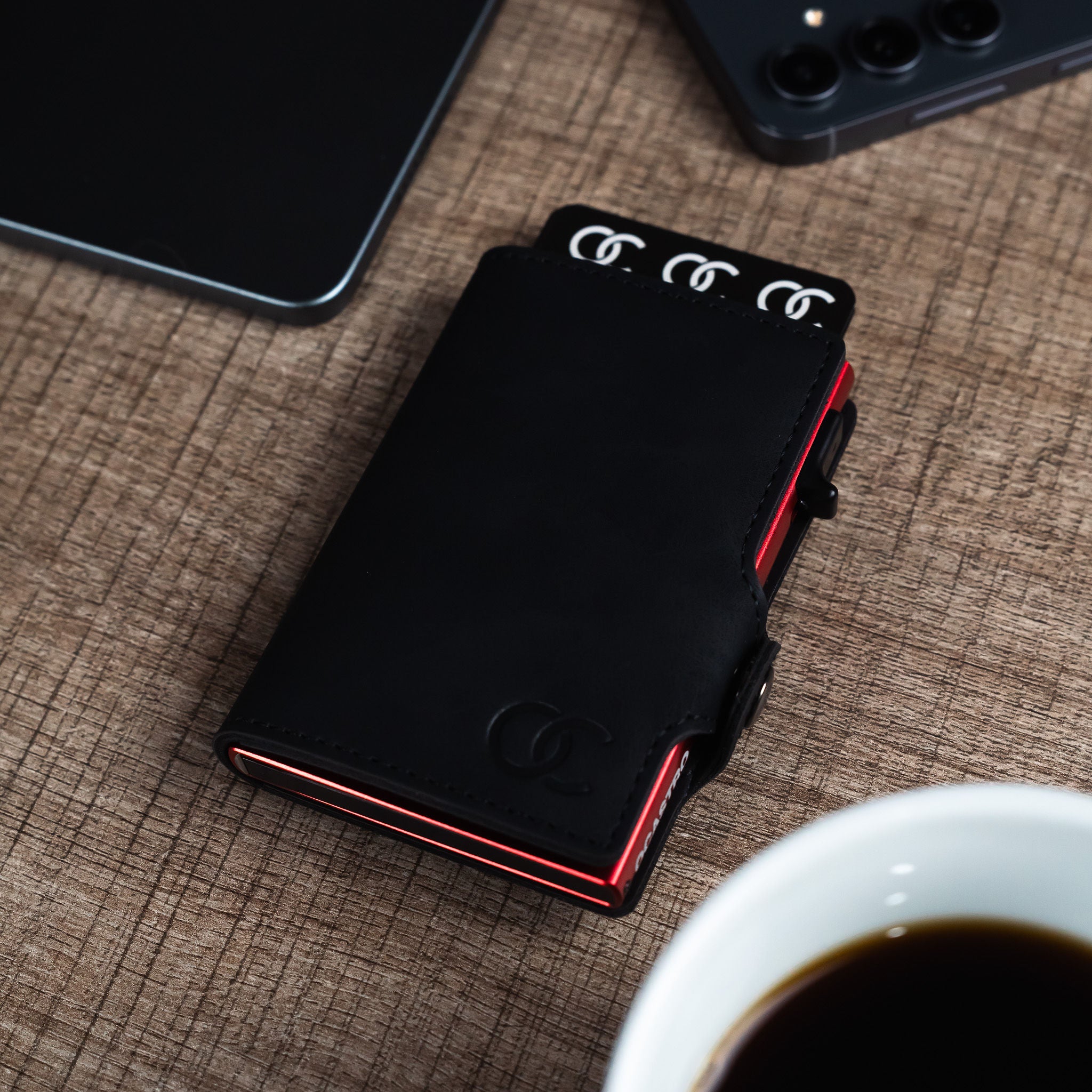 Black/Red